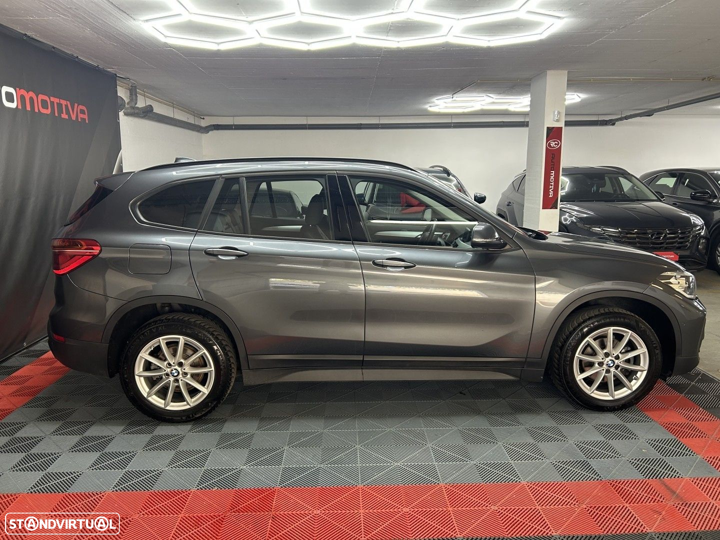 BMW X1 16 d sDrive Advantage Auto - 4
