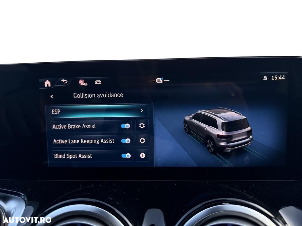 Mercedes-Benz GLB - 22