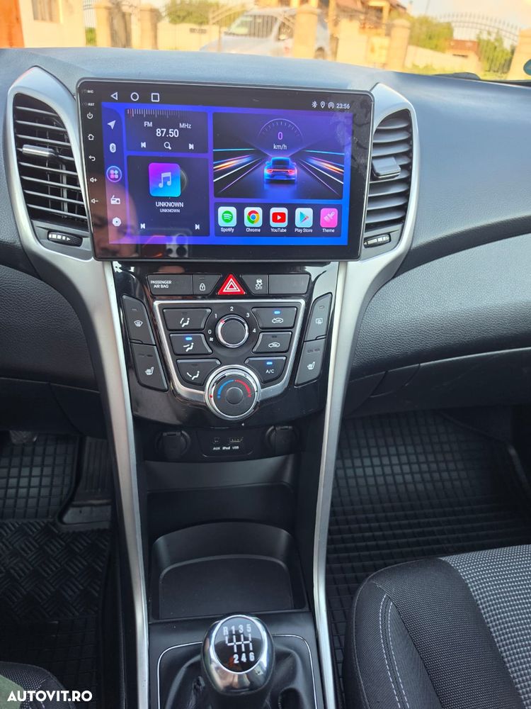 Hyundai i30 i30cw 1.6 Fifa World Cup Edition - 20