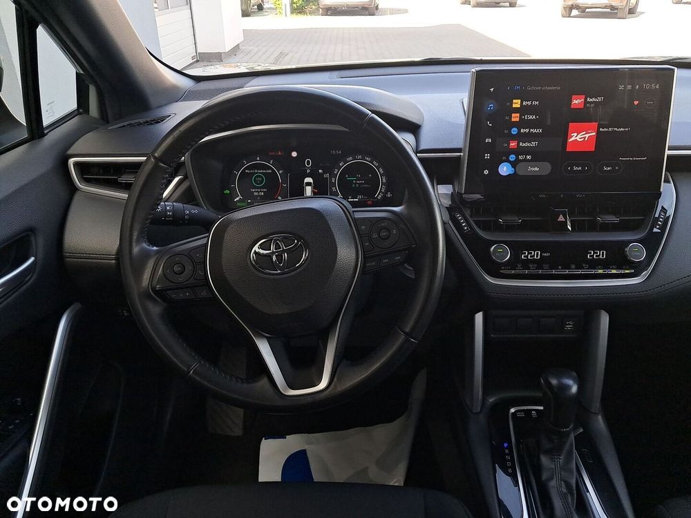 Toyota Corolla Cross - 16