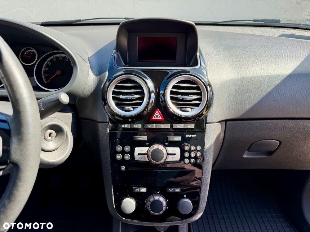 Opel Corsa 1.4 16V Edition - 8