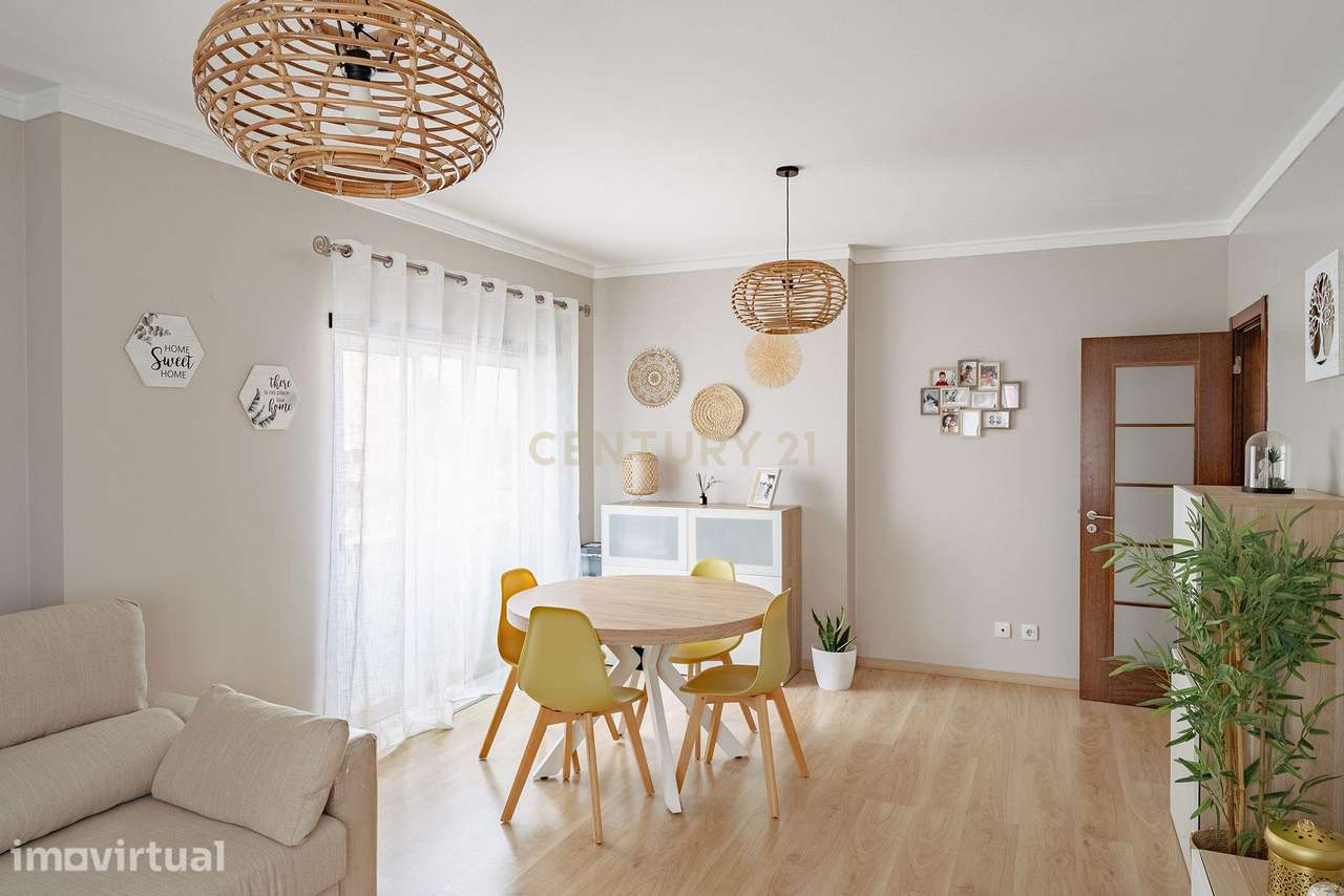 Apartamento T2 em Santa Marta do Pinhal, Corroios - Grande imagem: 3/34