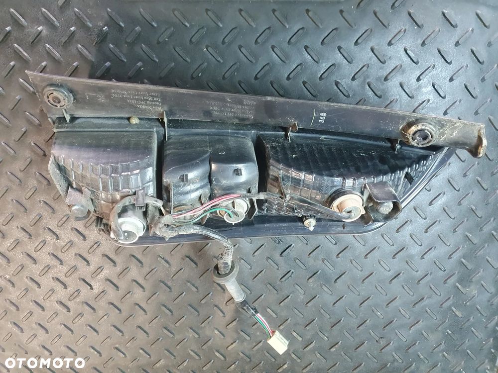 lampa lewy tył DAIHATSU SIRION II LIFT 220-51763 EUROPA POSIADAM 2 SZT - 5