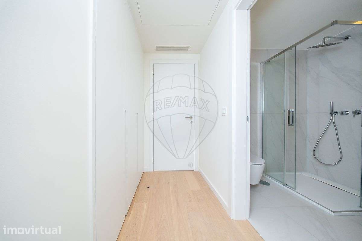 Apartamento T2 para arrendamento - Grande imagem: 2/39