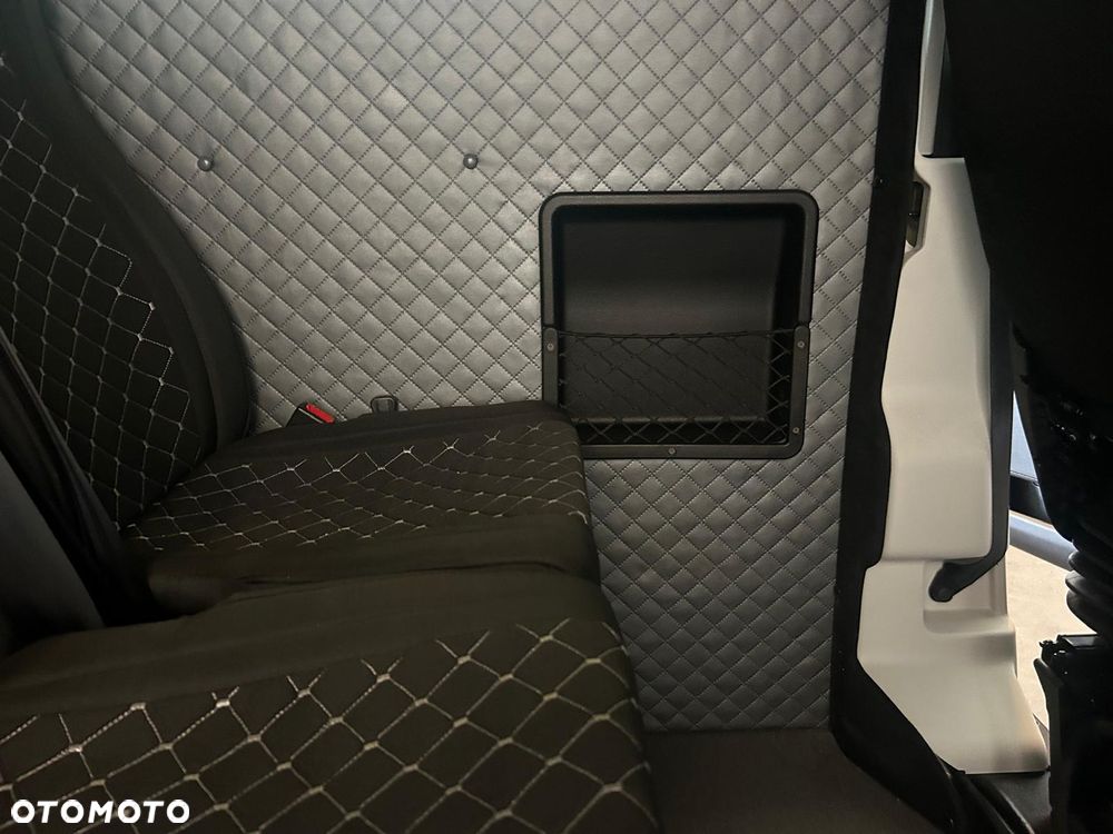 Iveco Daily 35S18 - 24