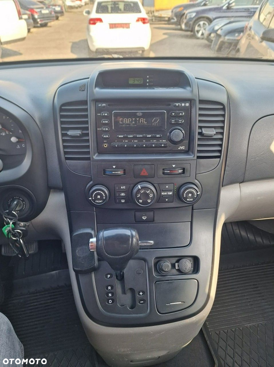 Kia Carnival 2.9 CRDi EX - 14