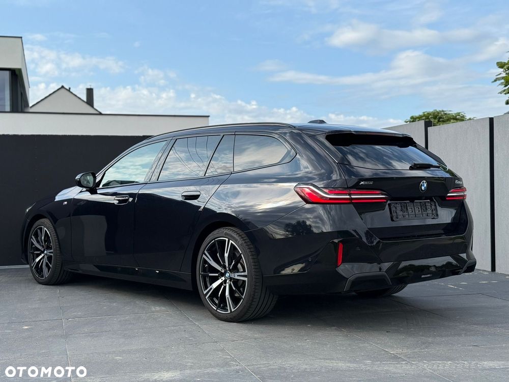 BMW Seria 5 520d xDrive Touring - 14