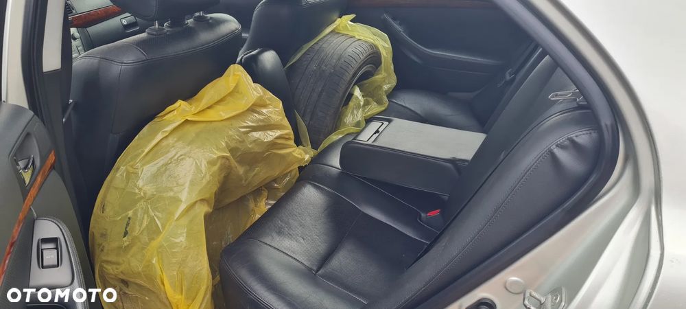 Toyota Avensis 2.0 VVT-i Prestige - 16