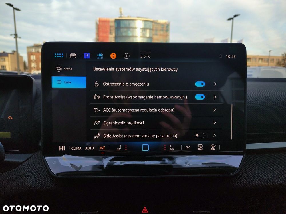 Volkswagen T-Roc - 21