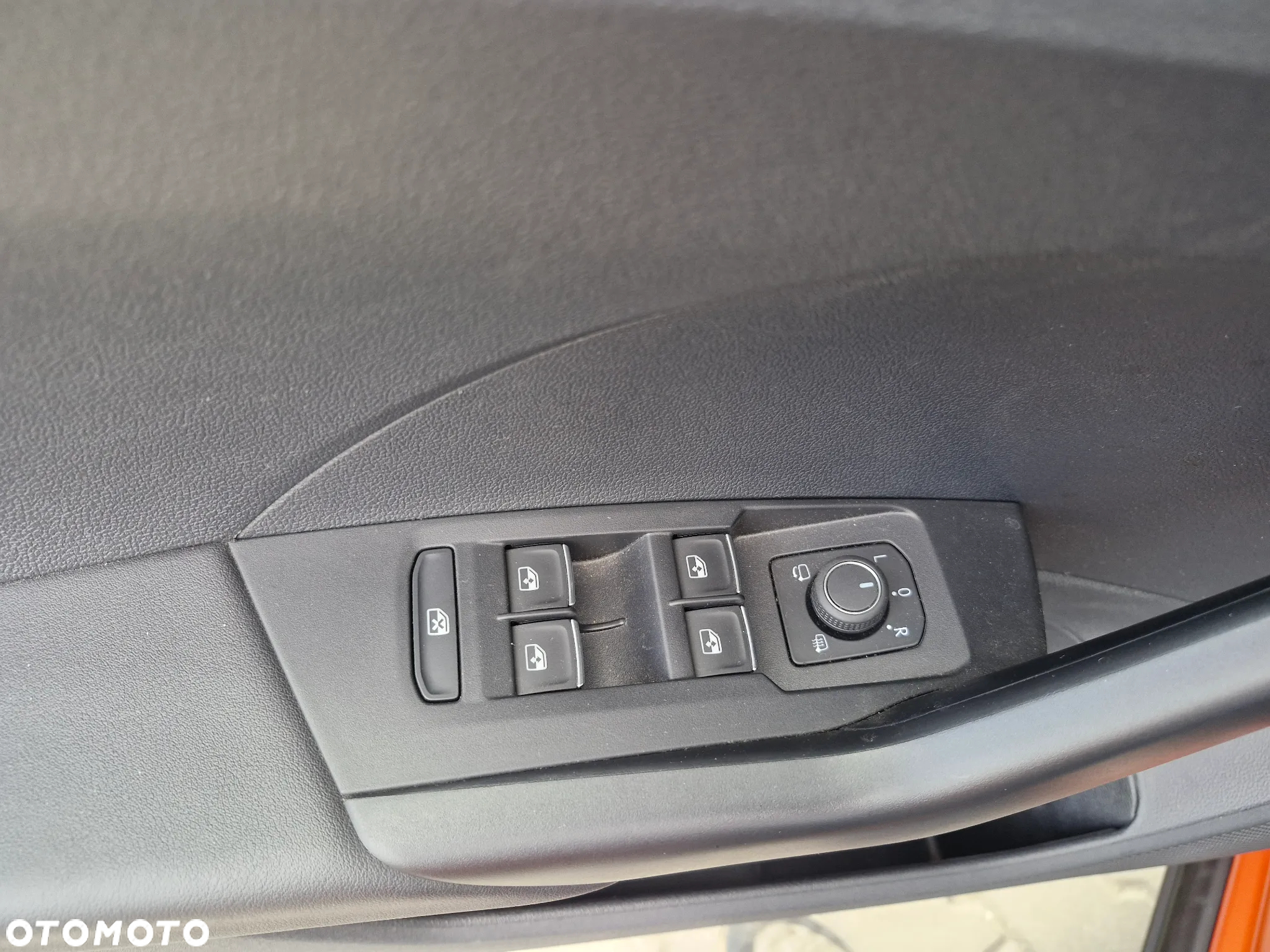 Volkswagen T-Cross 1.0 TSI OPF ACTIVE - 11