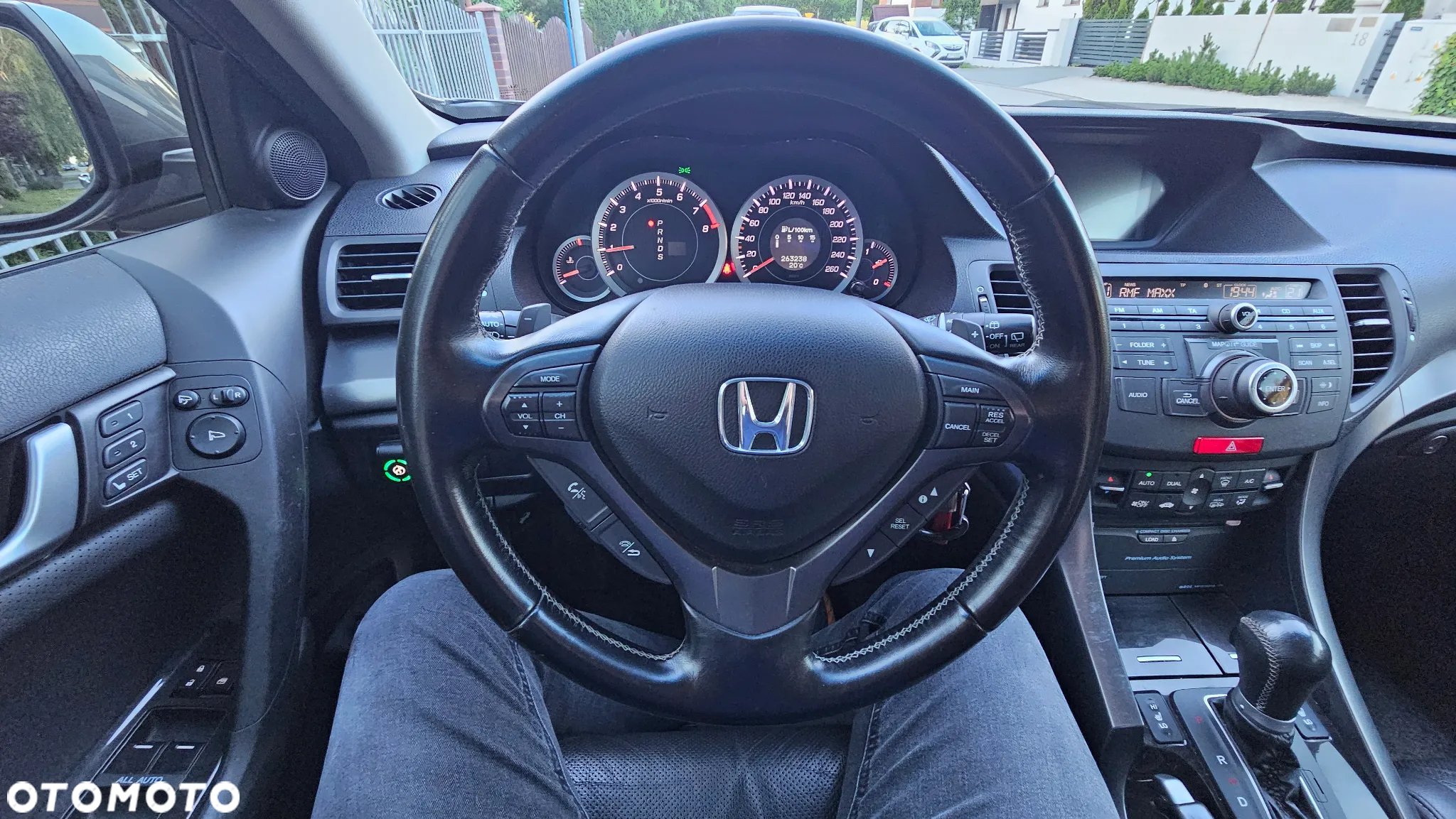 Honda Accord 2.4 Executive Nav+ACC+LKAS - 12