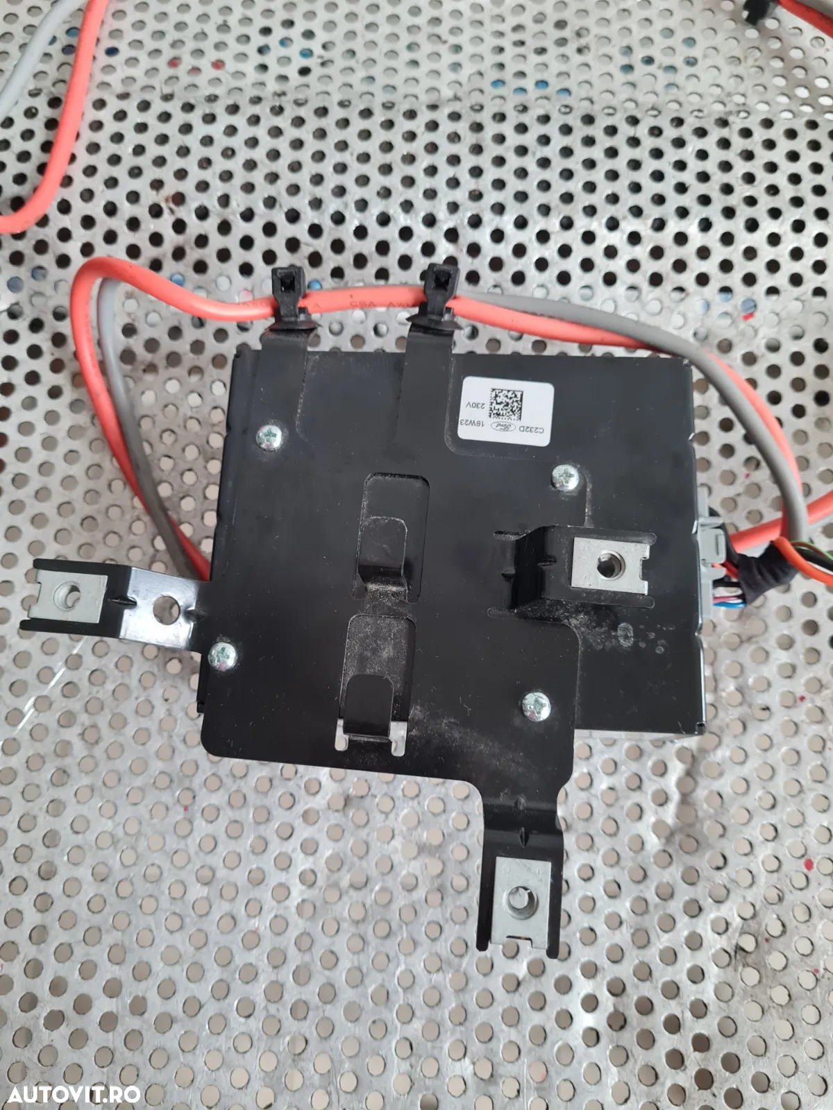 Invertor Curent Ford Kuga 2 II 12-230 Volti Cod GJ5T-19G317-BB  - Dezmembrari Arad - 3