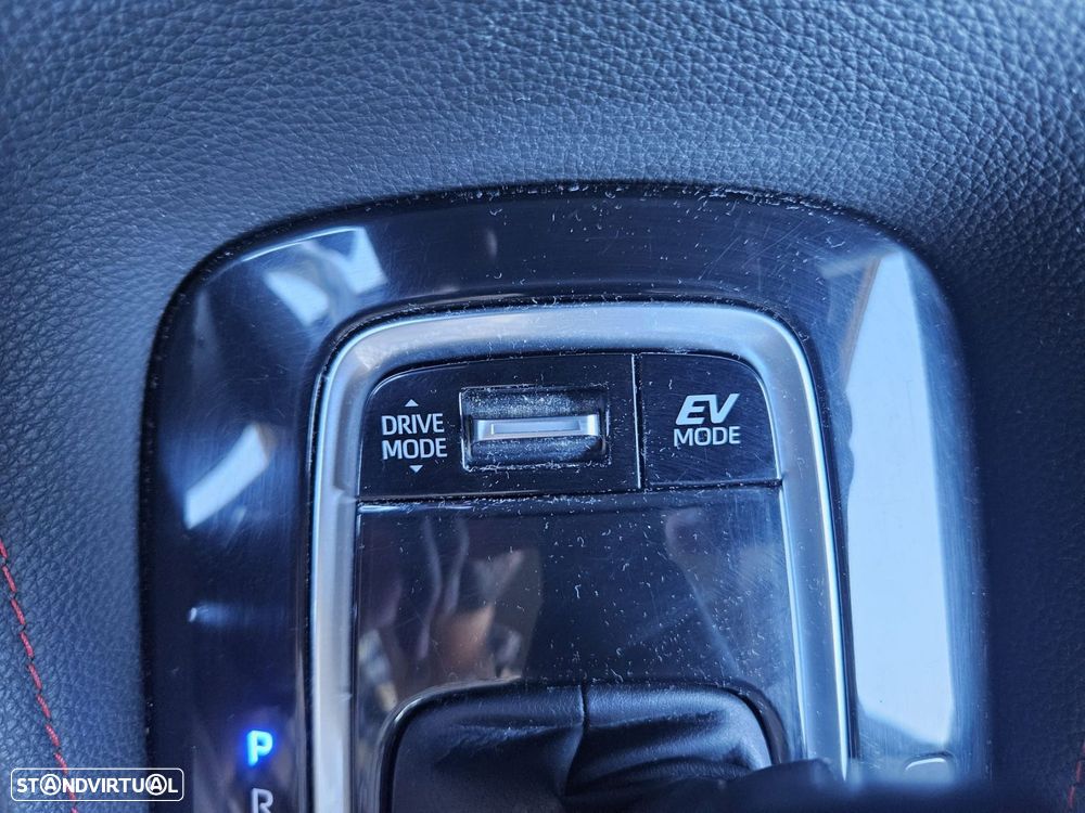 Toyota Corolla 1.8 Hybrid Exclusive - 39