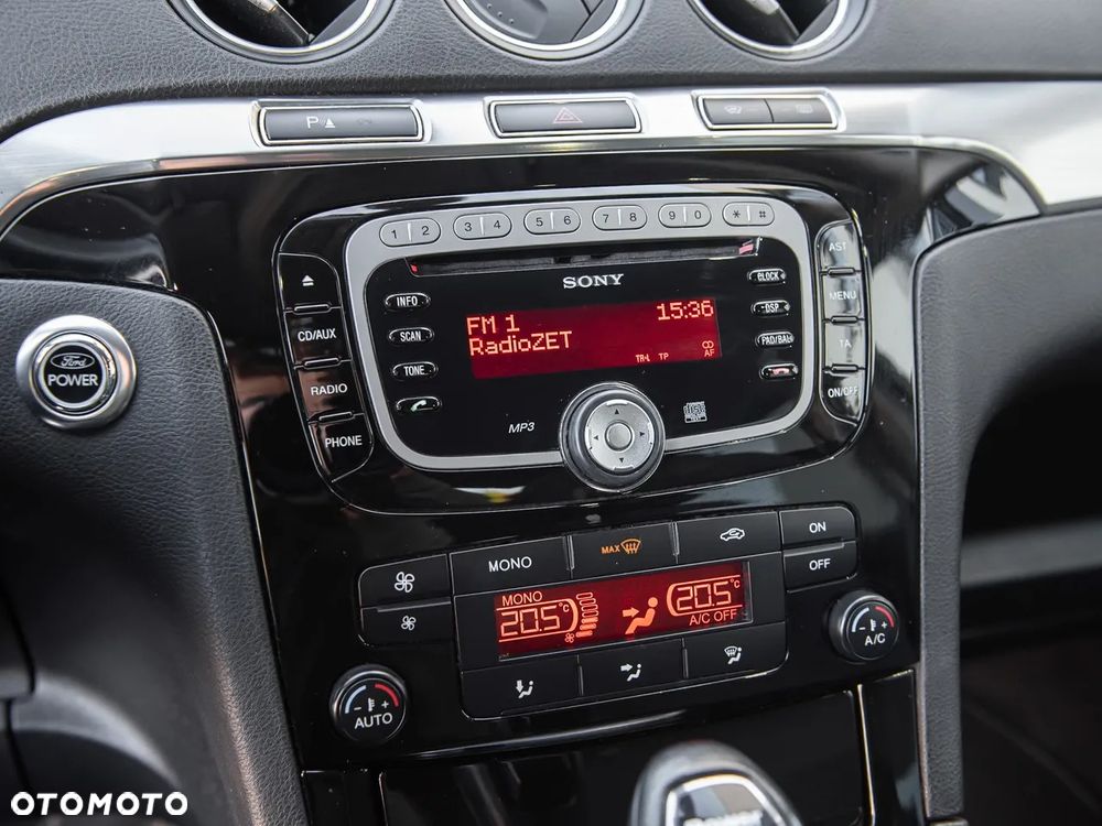 Ford S-Max - 21