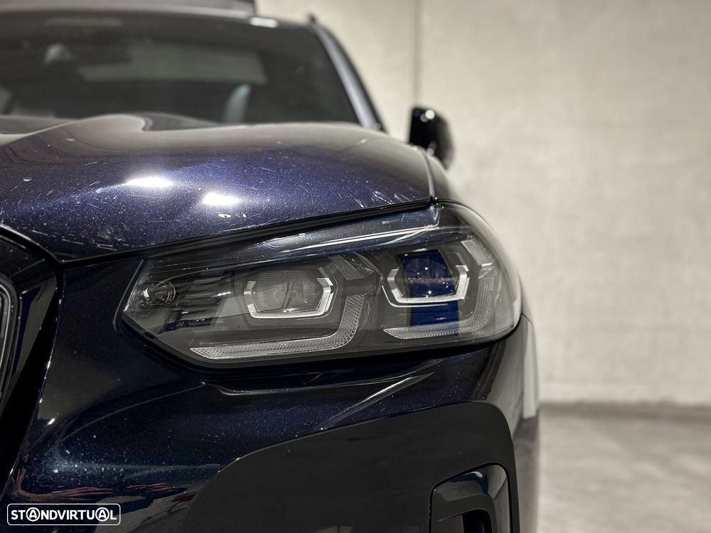 BMW iX3 M Sport Impressive - 6