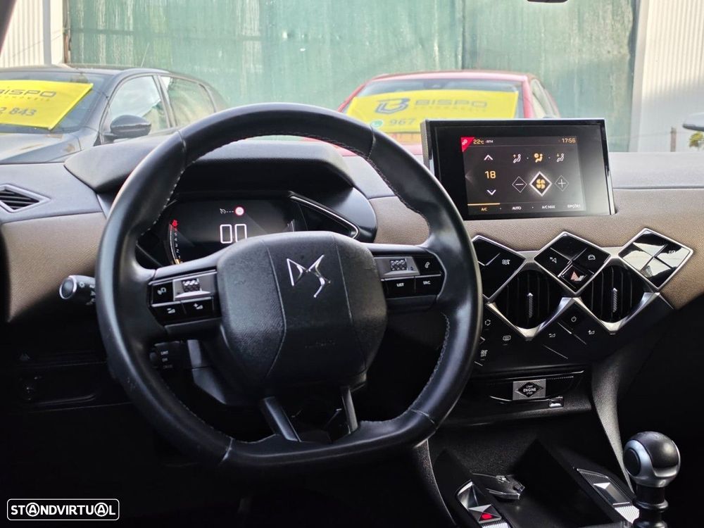 DS DS3 Crossback PureTech 100 SO CHIC - 17