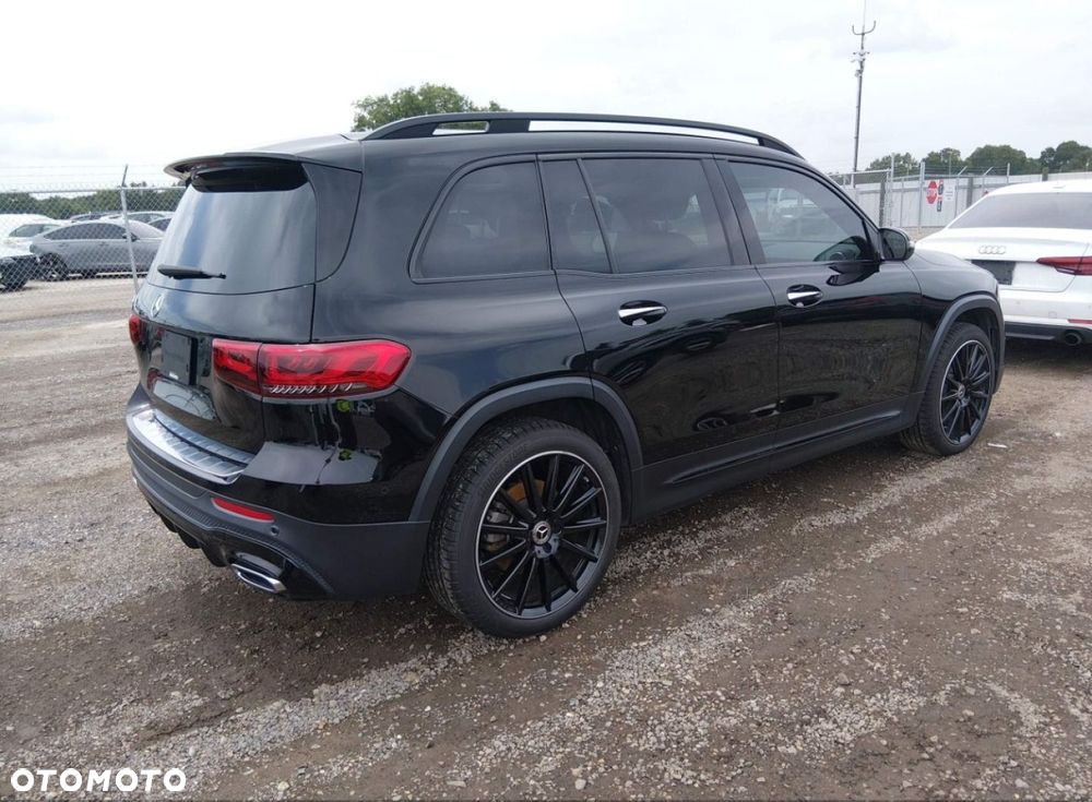 Mercedes-Benz GLB - 7