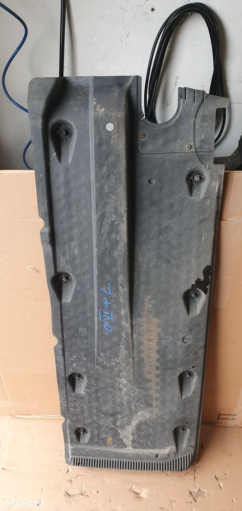 Osłona podwozia płyta lewa VW Golf VI 6 Plus 1K0825201AC - 2