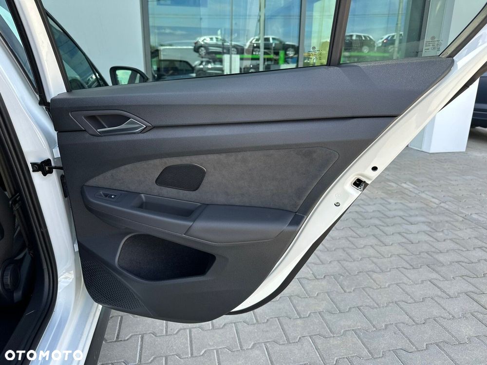 Volkswagen Golf - 15