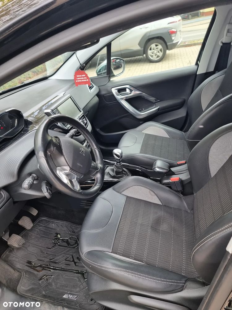 Peugeot 2008 1.6 BlueHDi Allure - 6