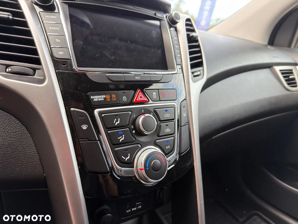 Hyundai i30 1.6 GDI Classic - 19