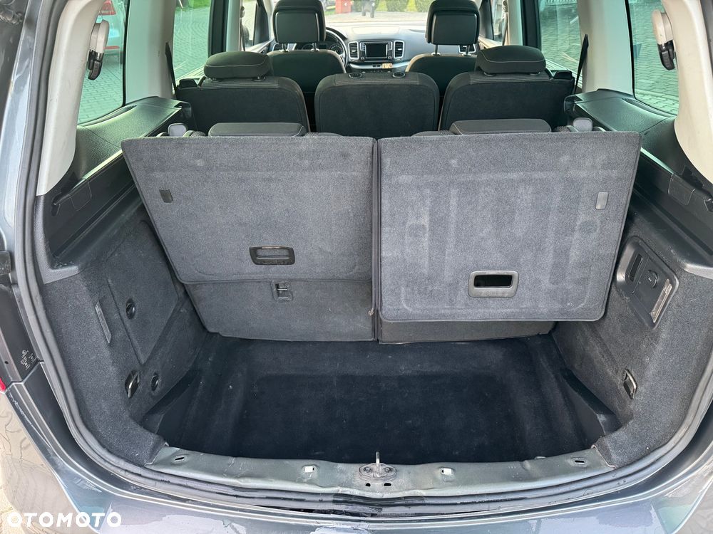Volkswagen Sharan - 29