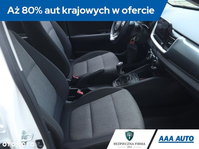 Kia Stonic - 11
