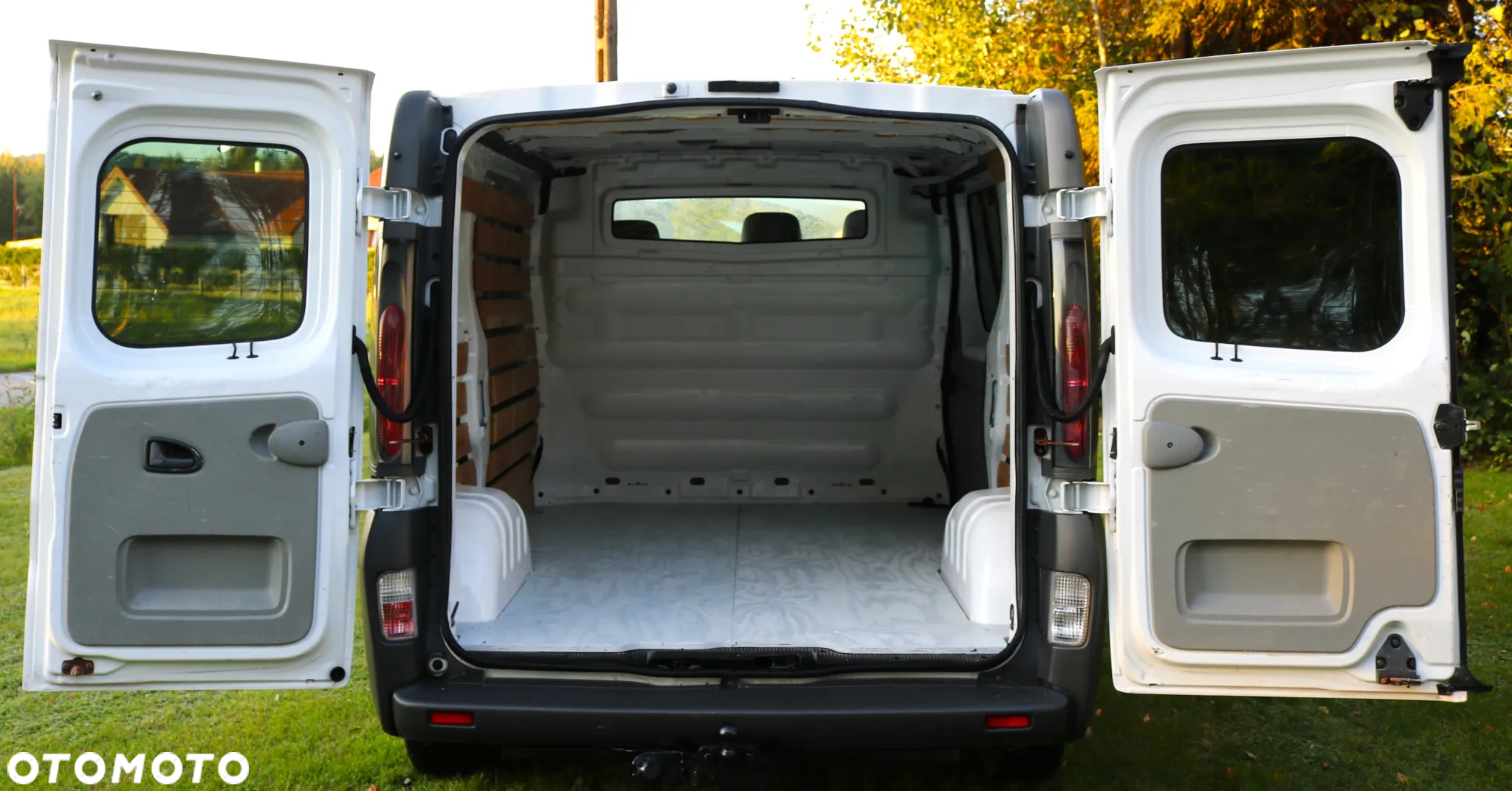 Opel Vivaro - 10