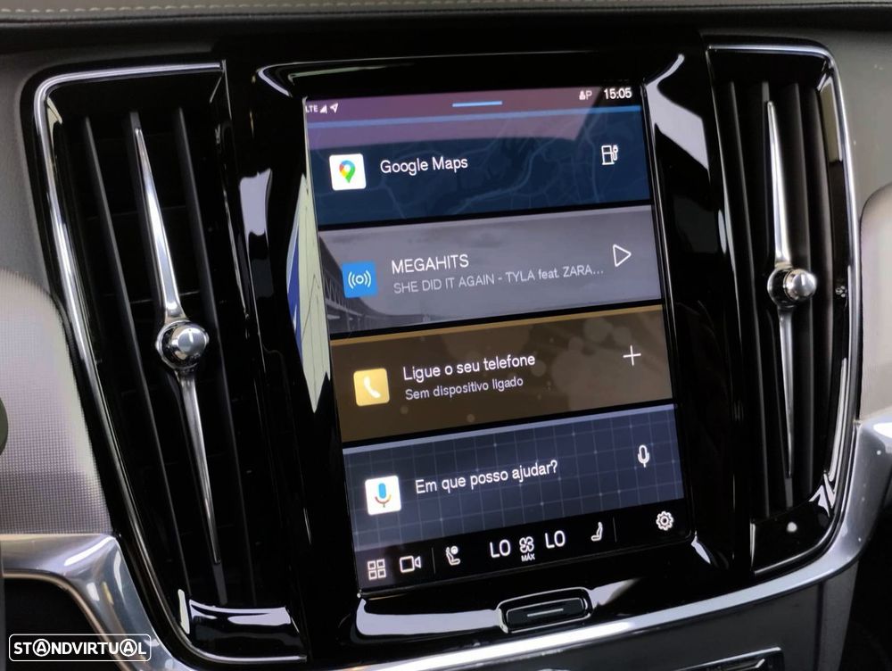 Volvo V90 2.0 T6 PHEV Plus Dark AWD - 11