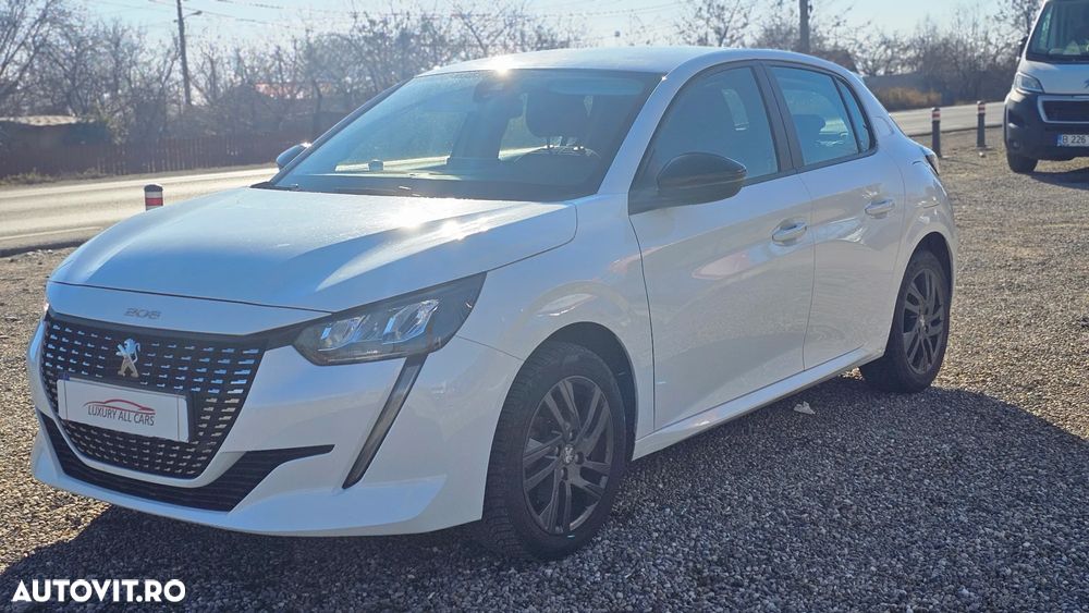 Peugeot 208 - 3