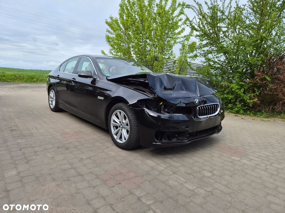 BMW Seria 5 520i - 1