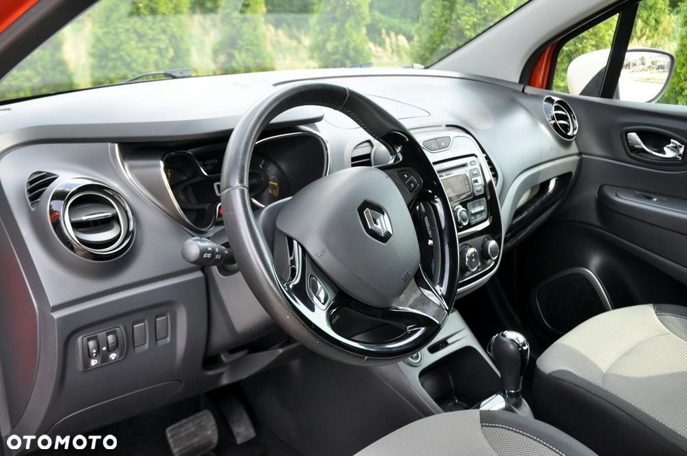 Renault Captur - 23