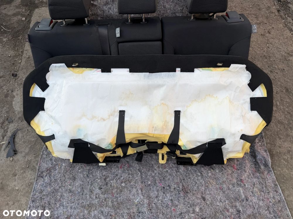 Fotele przód tył kanapa komplet Toyota Corolla Cross 2025r - 6