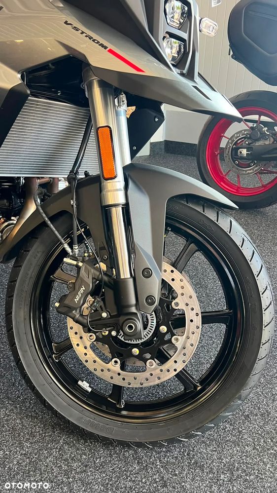 Suzuki V-STROM - 15
