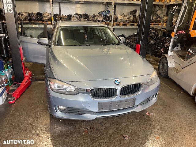 Dezmembrez BMW 320 model F30 an 2013 N47D20C Euro5 184cp - 1