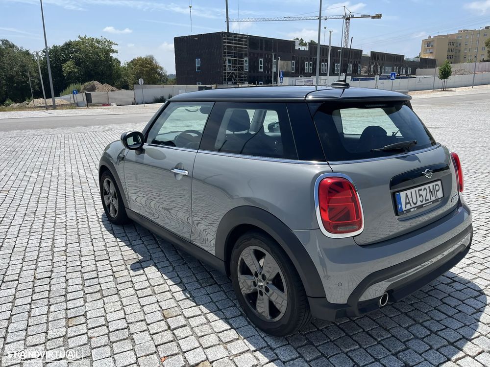 MINI 3 Portas Cooper Premium Essential Auto - 3