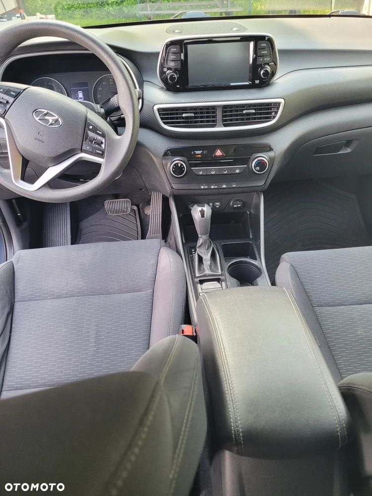 Hyundai Tucson - 2