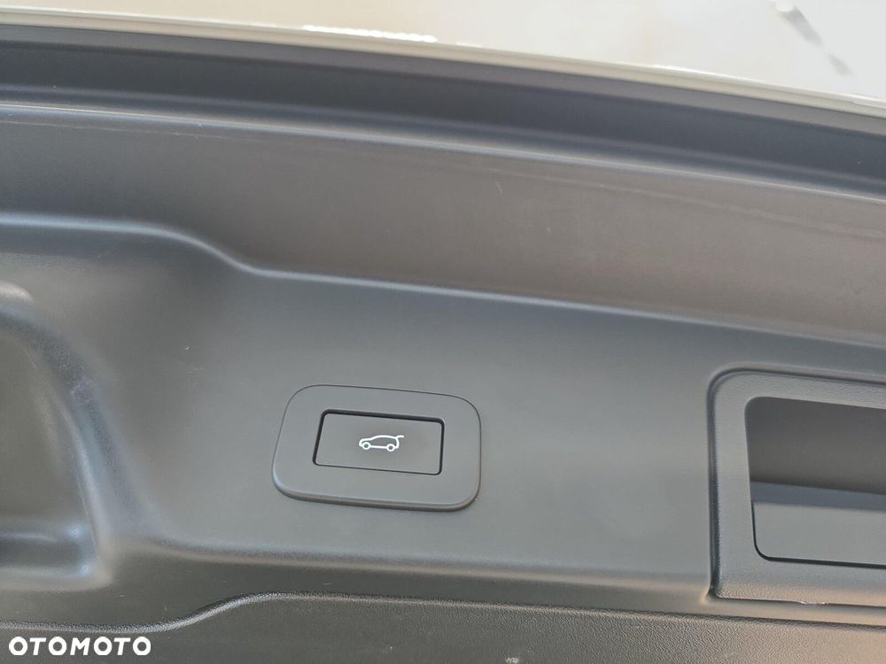 Land Rover Range Rover Evoque 2.0 P300 mHEV HST - 27