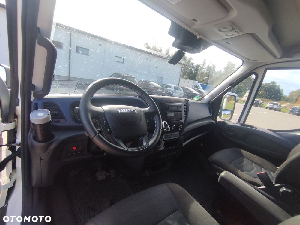 Iveco DAILY - 28