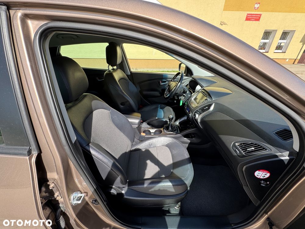 Hyundai ix35 1.7 CRDi Premium 2WD - 11
