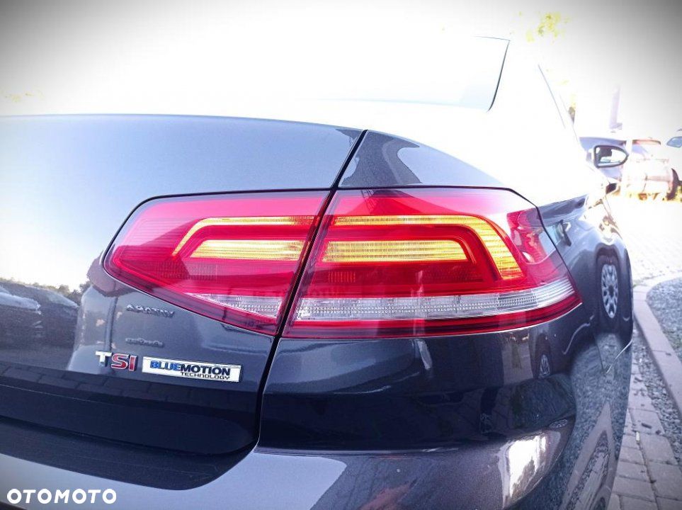 Volkswagen Passat - 7