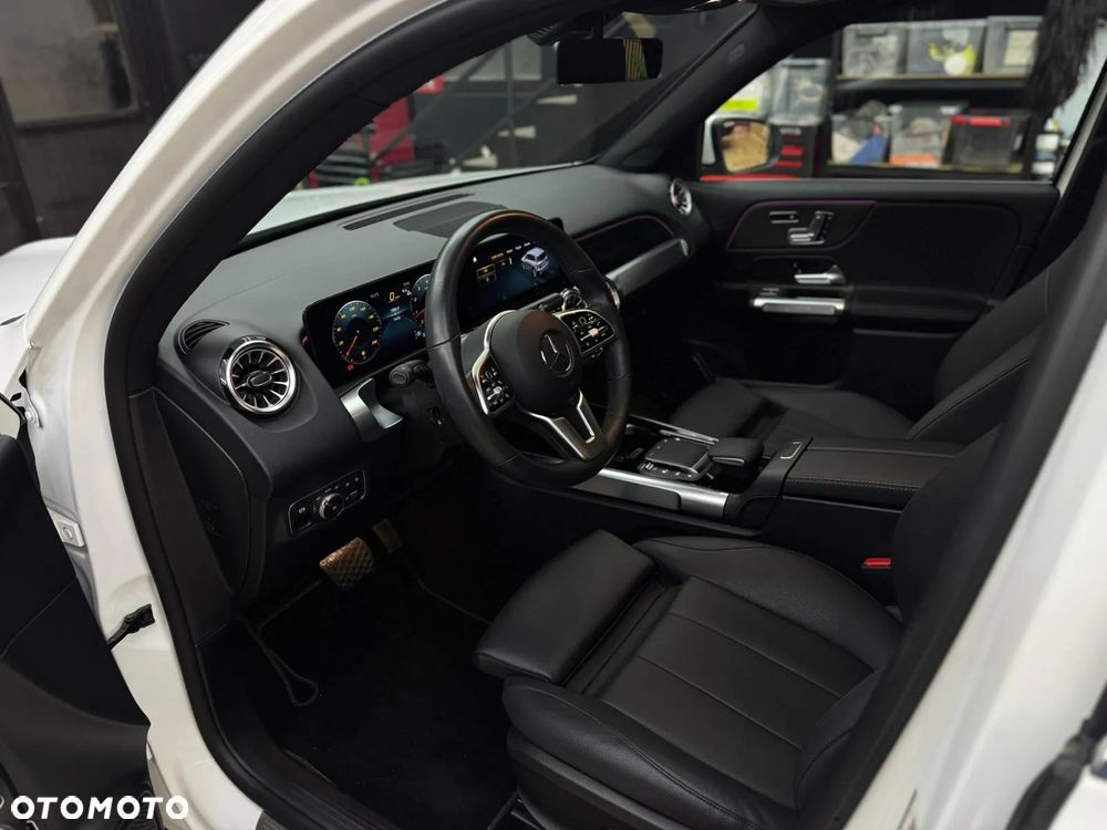 Mercedes-Benz GLB 250 4Matic 8G-DCT Special Edition - 11