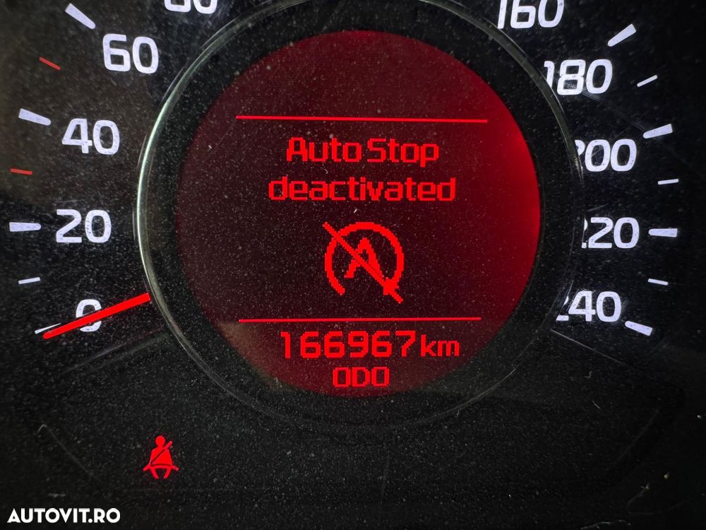 Kia Ceed - 16