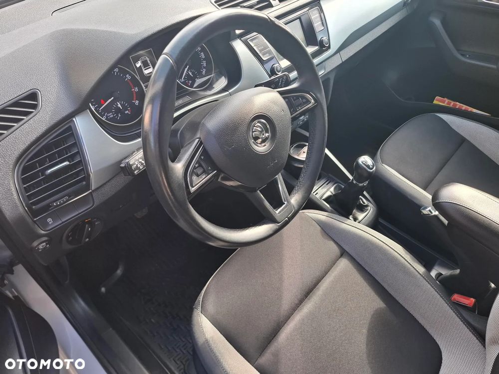 Skoda Fabia 1.2 TSI Active - 14