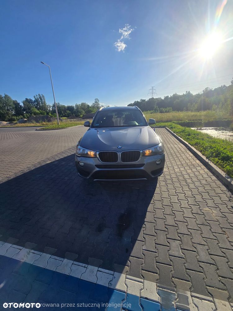 BMW X3 28i xDrive - 3