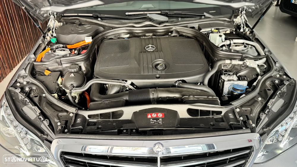 Mercedes-Benz E 300 Bluetec Hybrid Elegance - 14