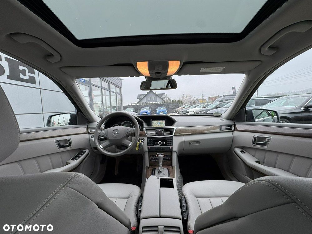 Mercedes-Benz Klasa E - 11