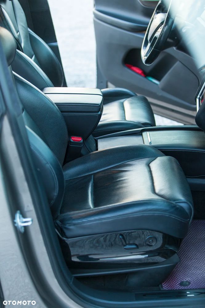 Tesla Model X 90 D - 20