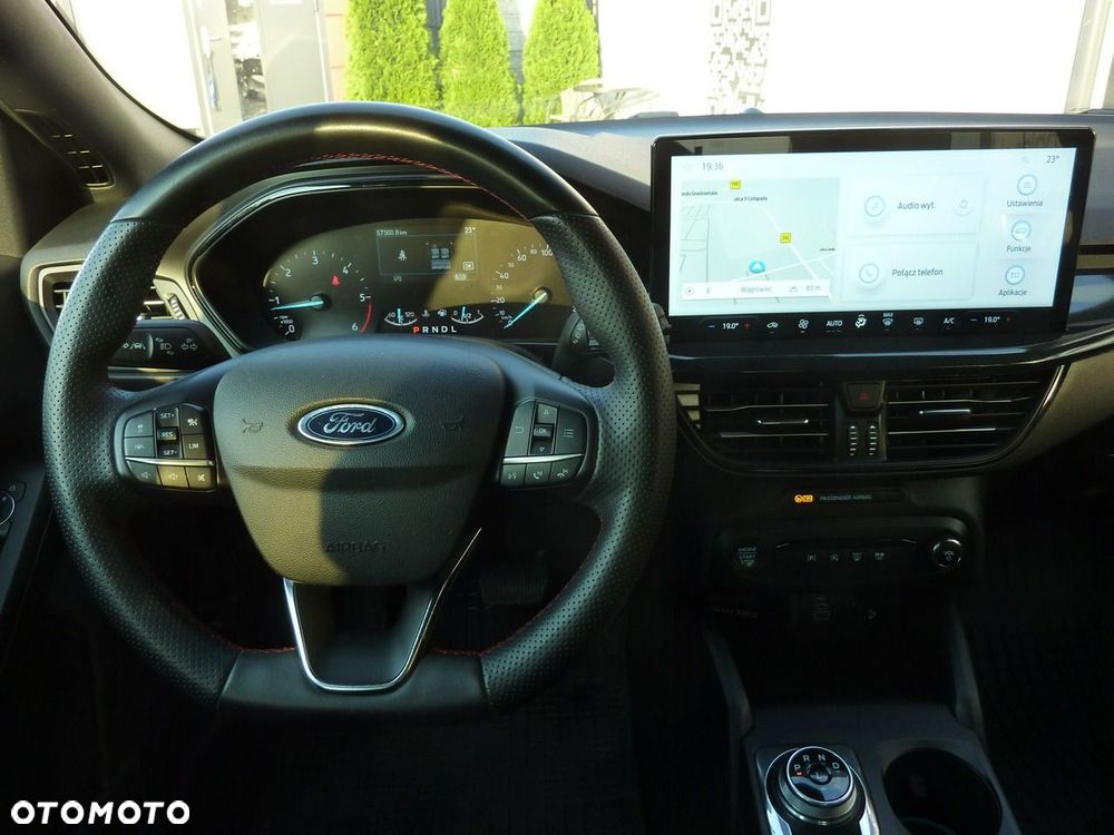 Ford Focus - 12