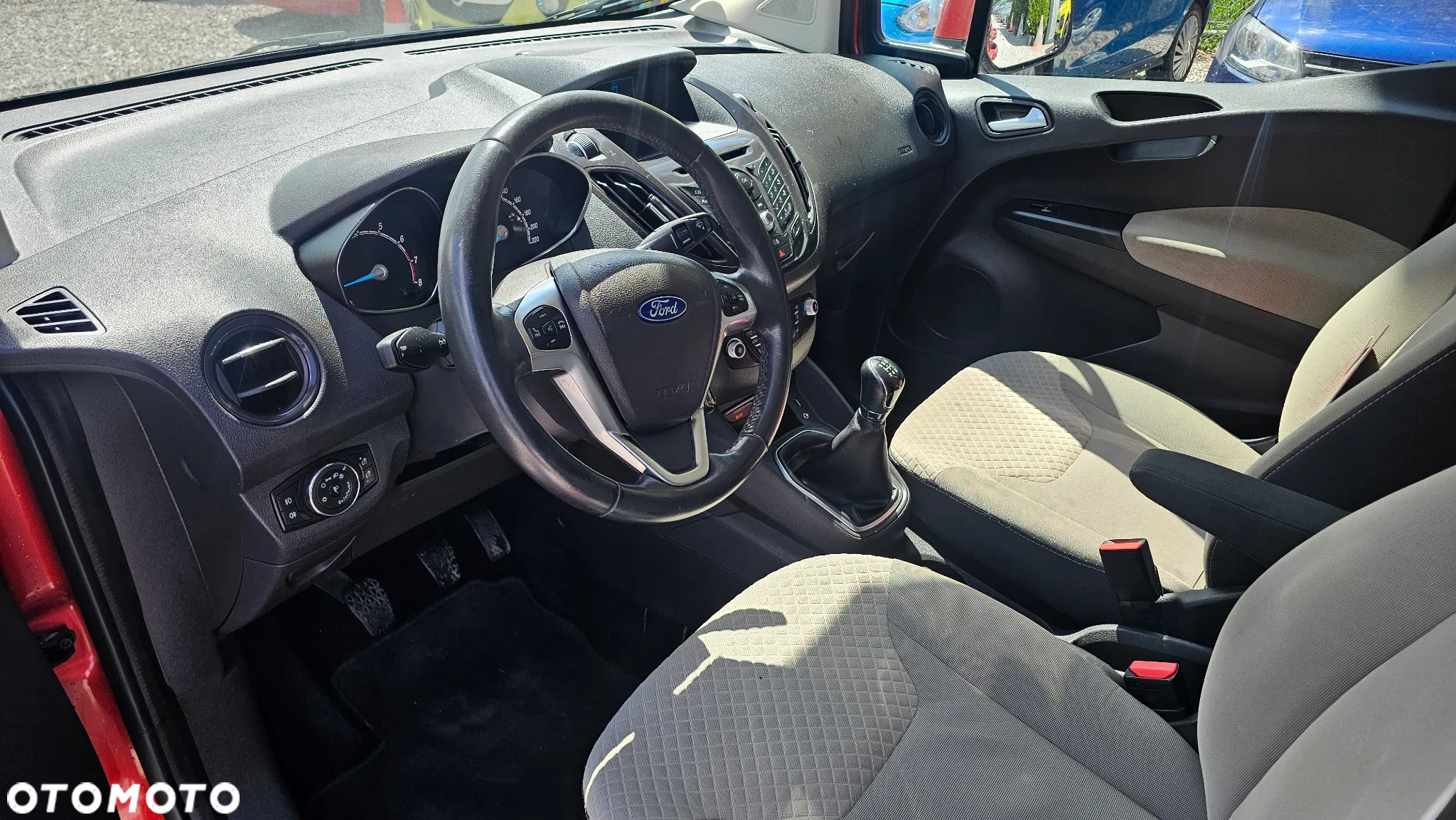 Ford Tourneo Connect 1.0 EcoBoost Start-Stop Titanium - 11